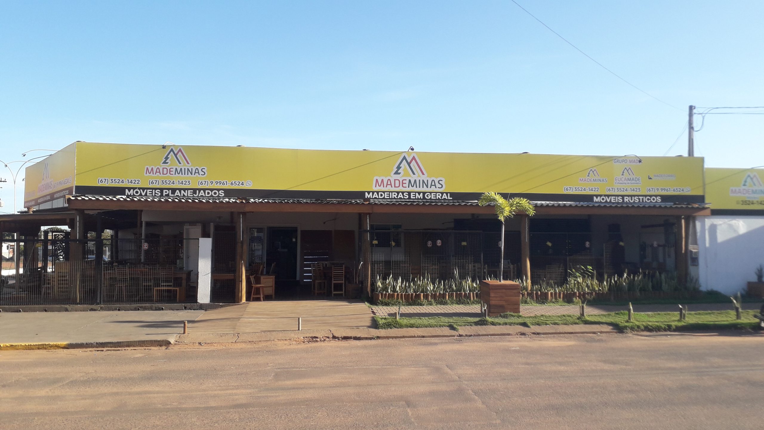 Madeireira MADEMINAS em Três Lagoas, Mato Grosso do Sul. logo